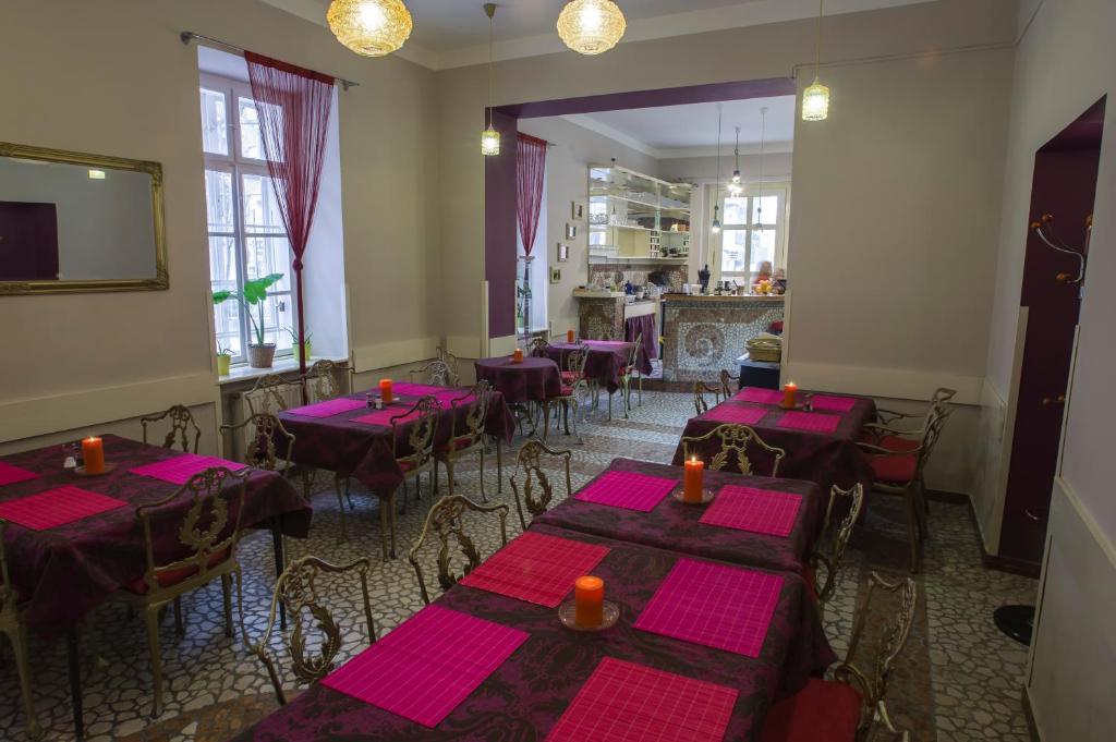 Santico Art Hotel And Hostel Budapest Extérieur photo