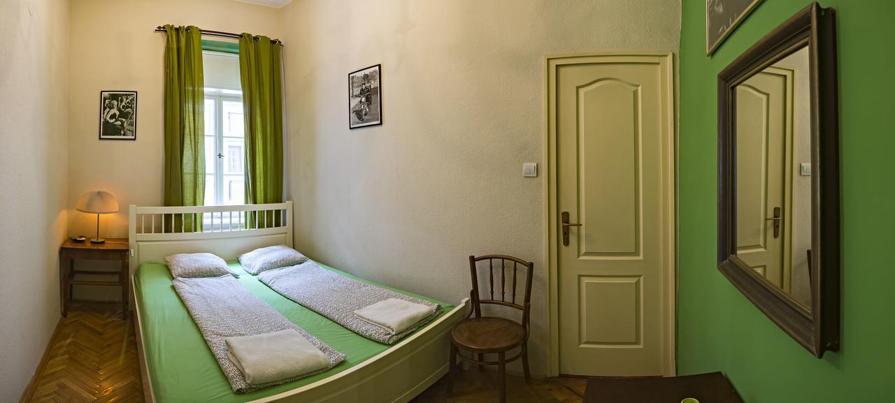 Santico Art Hotel And Hostel Budapest Extérieur photo