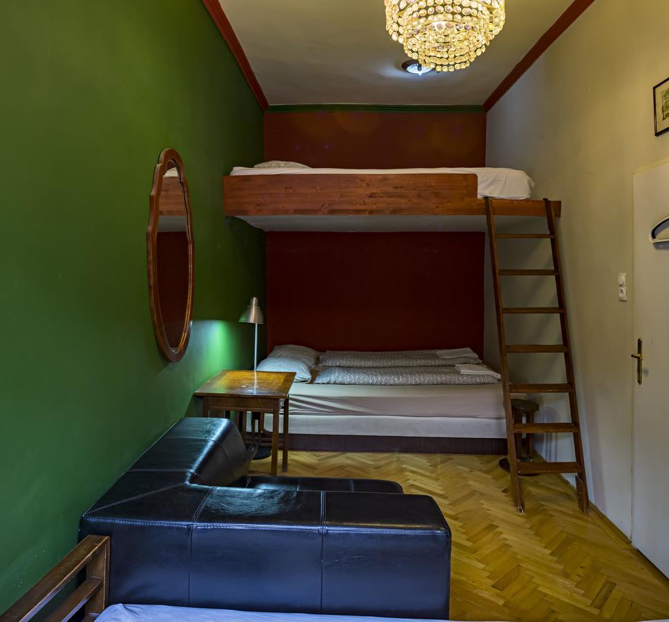 Santico Art Hotel And Hostel Budapest Chambre photo
