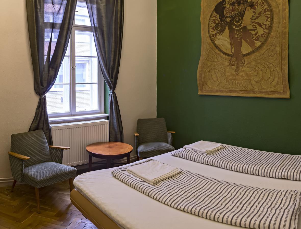 Santico Art Hotel And Hostel Budapest Extérieur photo