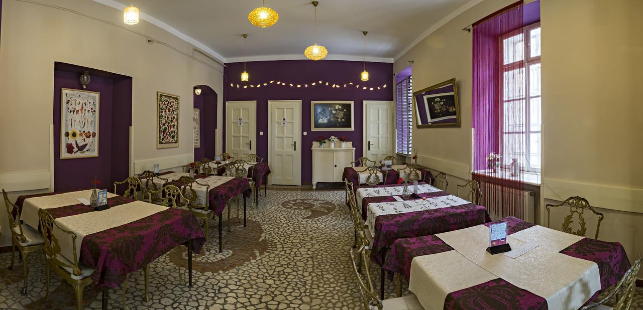 Santico Art Hotel And Hostel Budapest Extérieur photo