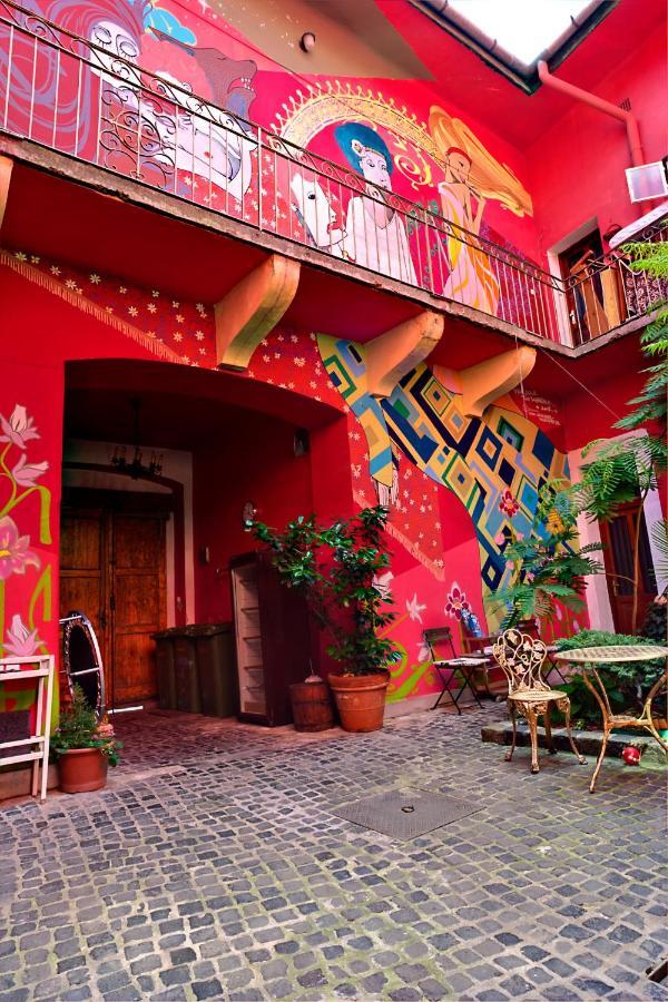 Santico Art Hotel And Hostel Budapest Extérieur photo